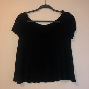 Off the shoulder tee